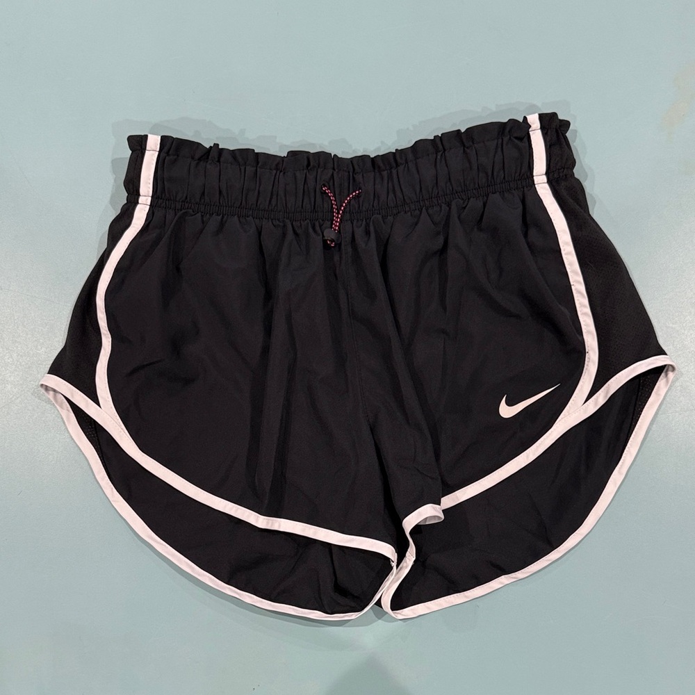 Nike Women's Black Dri Fit Shorts Medium